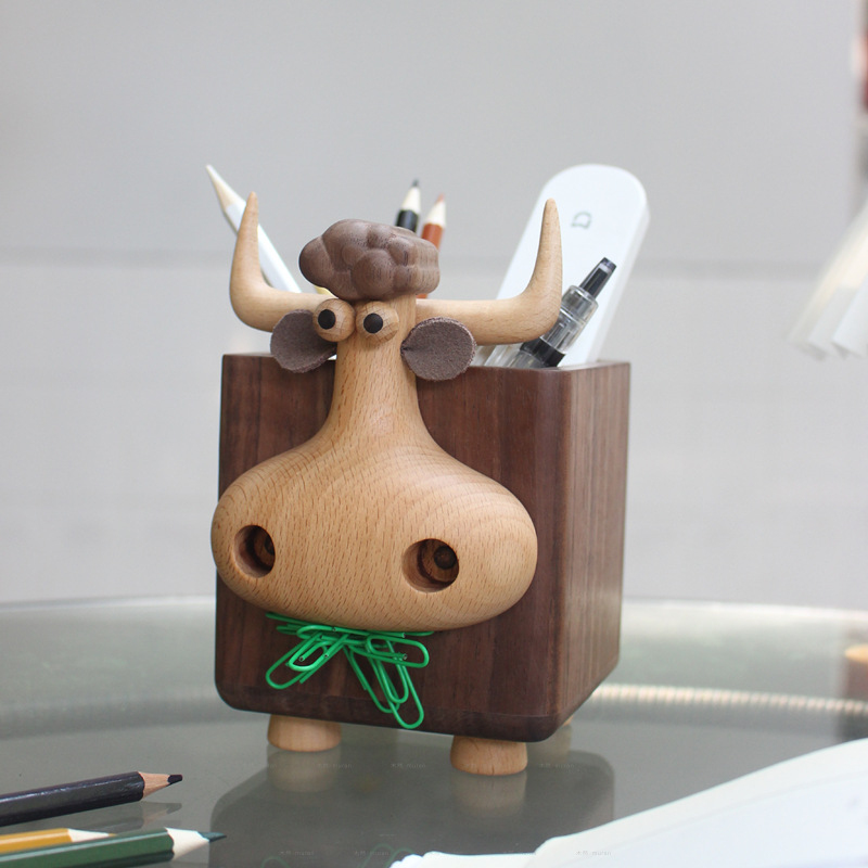 Cute Bull Shaped Wooden Pen Ho - Pen Holder Magnetic recension och pris