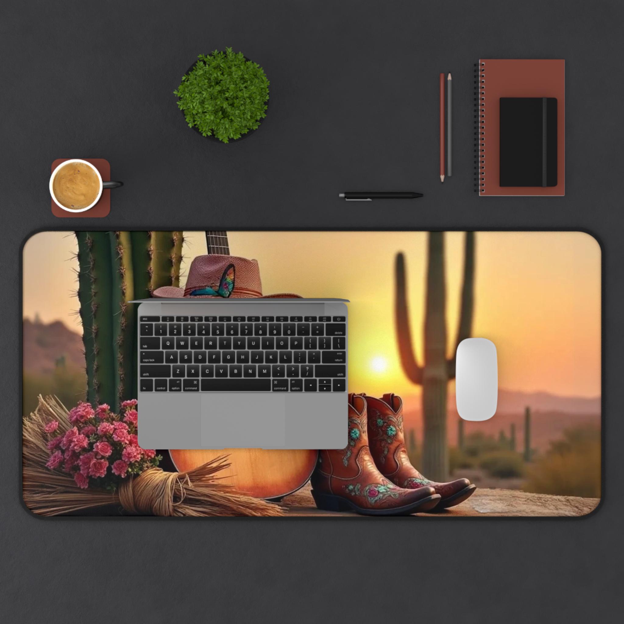 Desert Guitar Mouse Pad, Cactu - Tech Accessories To Gift recension och pris